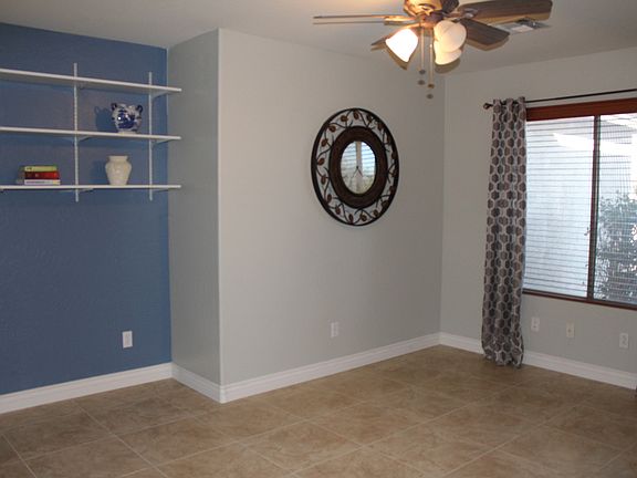 3rd image of 32798 N Cat Hills Ave