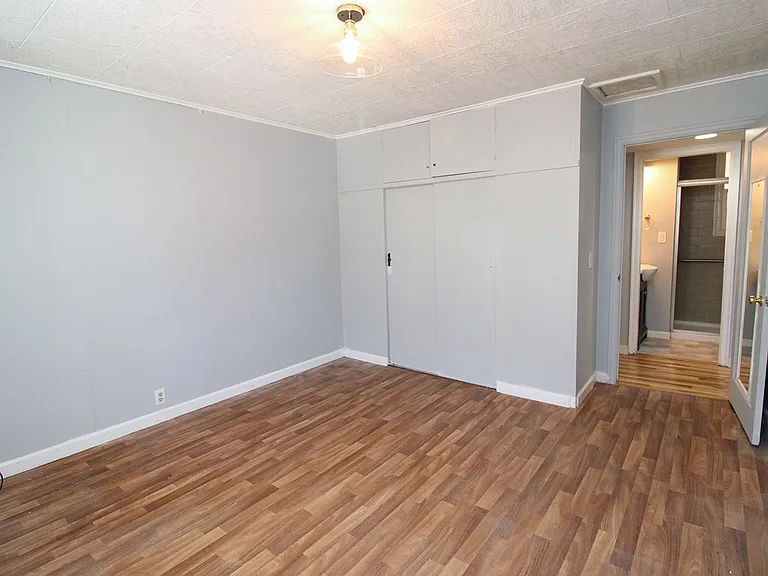 6235 NE Shaver St — Photo 16