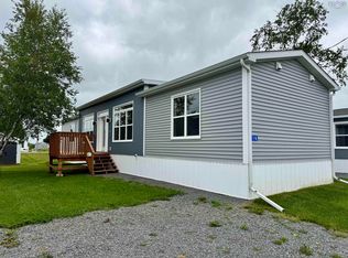 16 Christopher Ave, East Hants, NS B0N1Z0