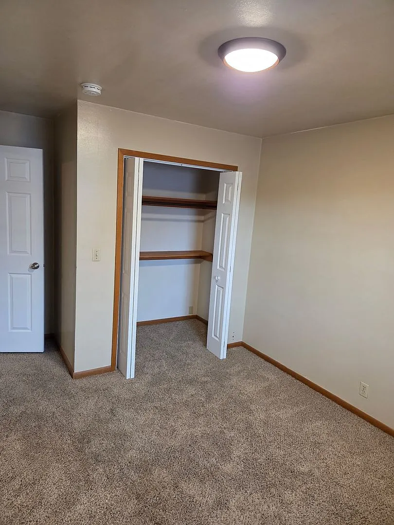 Prairie Apartments — Photo 3