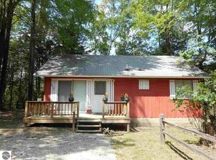 6670 Sandlewood Dr, Lake, MI 48632