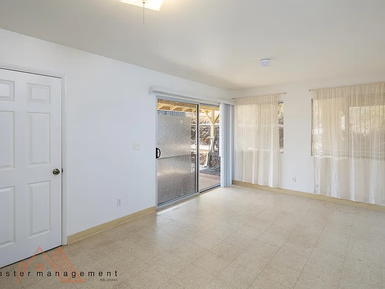 94-525 Awamoi St — Photo 5