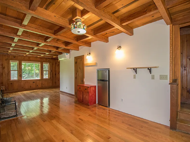 117 Lake Dr — Photo 16