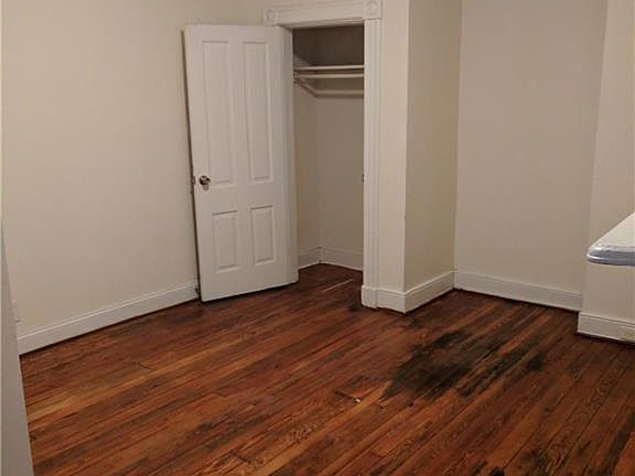 3rd image of 919 N 27th St