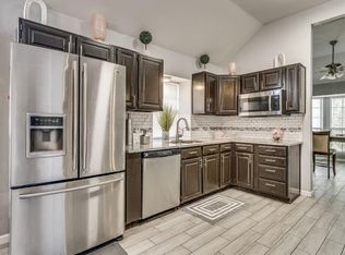 5417 Rolling Green Rd, Arlington, TX 76017