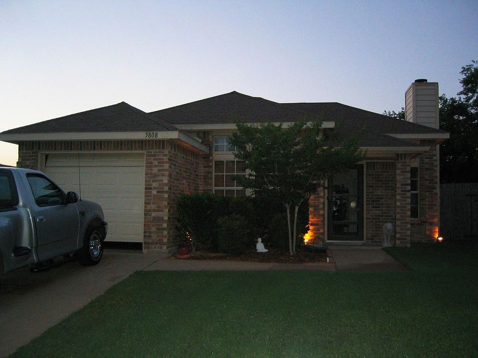 2nd image of 5808 Shady Springs Trl