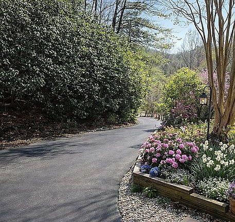 Driveway down to road