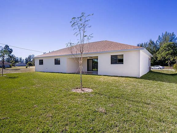 4th image of 3313 SW 15th Ave