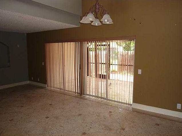 1st image of 1372 Cottonwood Cir