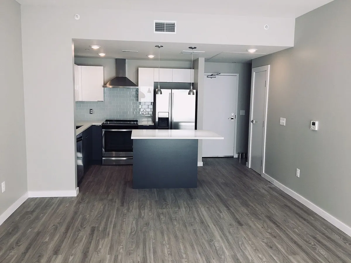 Building Photo - 476 Enterprise Blvd #311