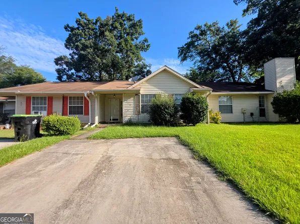 318 Somerset Dr, Warner Robins, GA 31088