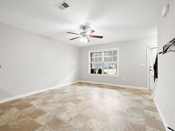 4th image of 68 Endeavor Cir