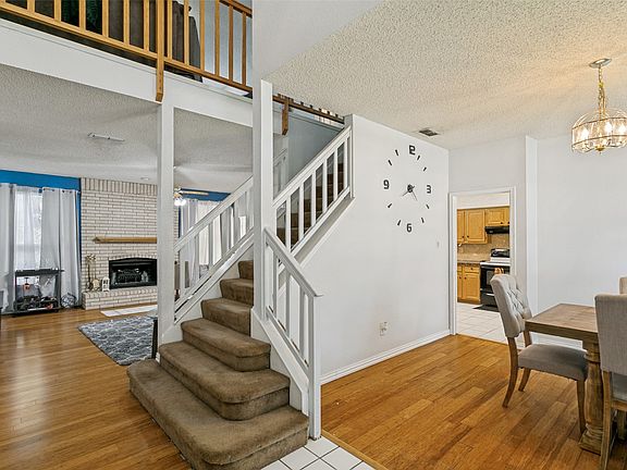 3rd image of 3004 Forest Creek Dr