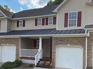 546 Fox Creek Xing, Woodstock, GA