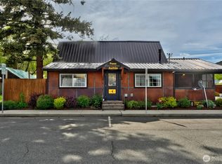 Twisp River Suites Pet Suites, Twisp, WA 98856