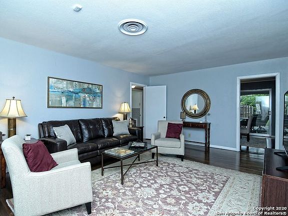 2nd image of 311 Karen Ln