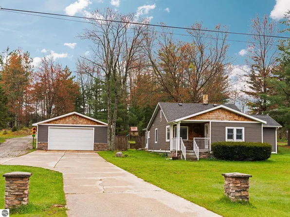 11670 E M 55 Hwy, Cadillac, MI 49601
