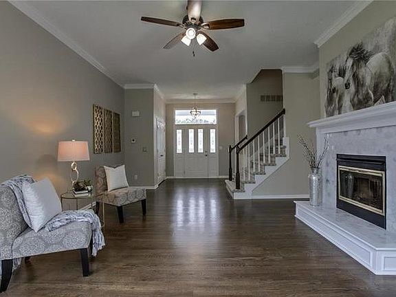 5th image of 12820 Mastin St