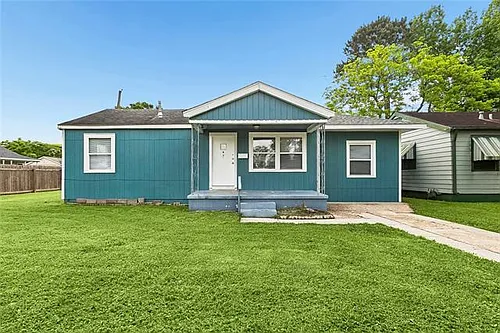 438 Huntlee Dr Photo 1
