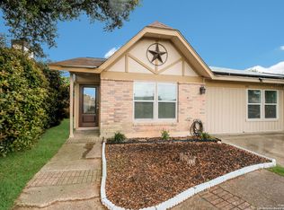 9315 Pine Vlg, San Antonio, TX 78250