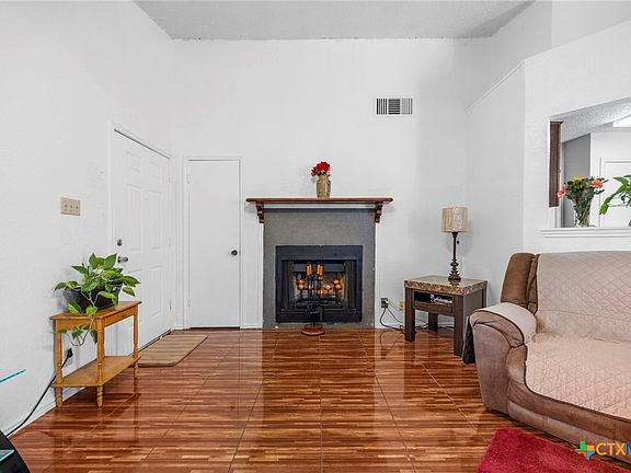 5th image of 3907 London Ln