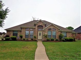 112 Dove Trl, Richwood, TX 77531