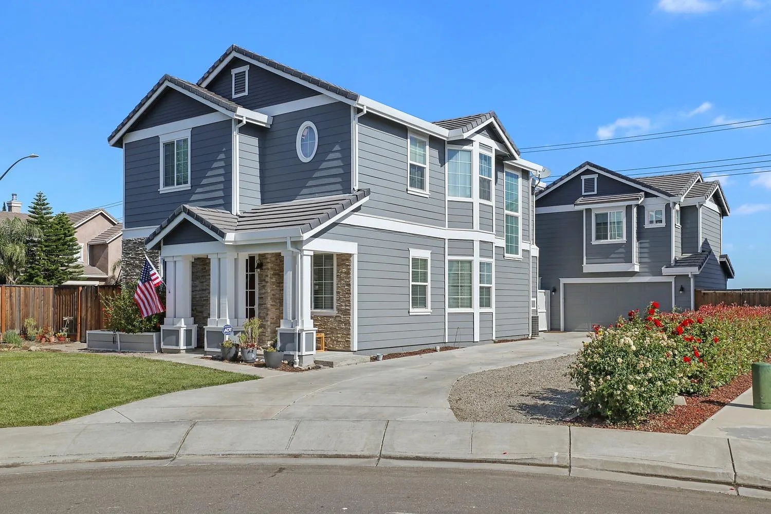 1669 Cherry Blossom Ct photo 1