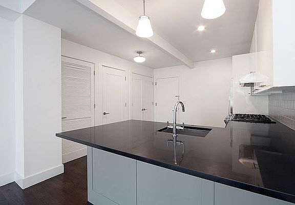 2nd image of 341 Eastern Pkwy APT 2G