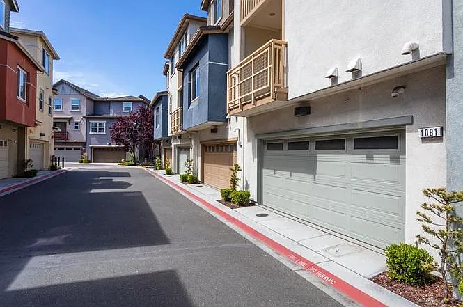 1081 Gaviota Ter — Photo 22