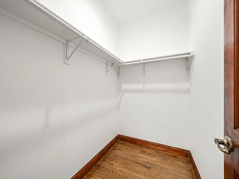 Walk in Closet