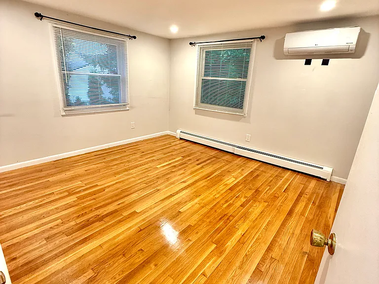 40 Stone St #5R — Photo 7