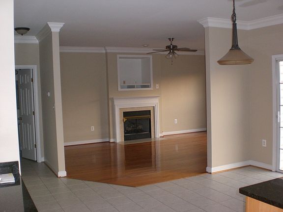 5th image of 607 N Illinois St