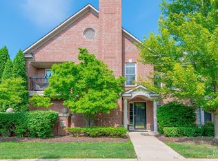 5576 Hampshire Ln, Ypsilanti, MI 48197