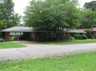 1801 S Cleveland Ave, Russellville, AR 72801