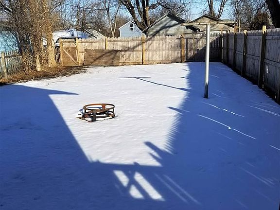 3rd image of 508 S 5th Ave