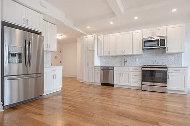 Rented by Rita S Citrin, LREB