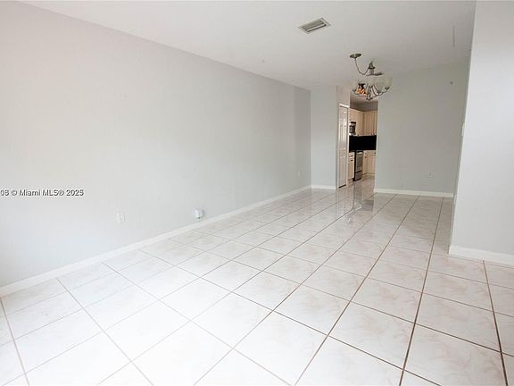 5th image of 13973 N Forest Oak Cir