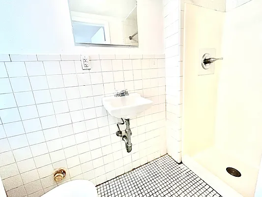 Rented by Taichi Fudosan | media 11