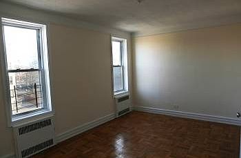 3rd image of 2828 Kings Hwy APT 6D