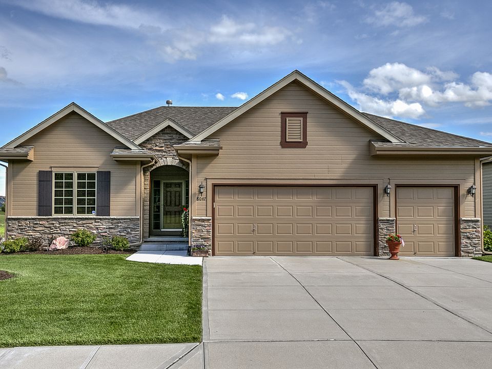 1st image of 8047 Ponderosa Dr