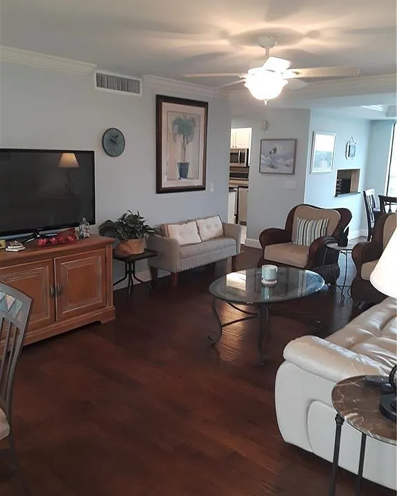 3482 NE Causeway Blvd #401