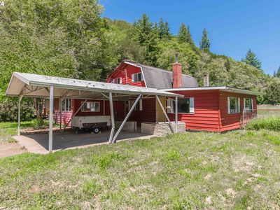 96515 Larson Ln, North Bend, OR, 97459