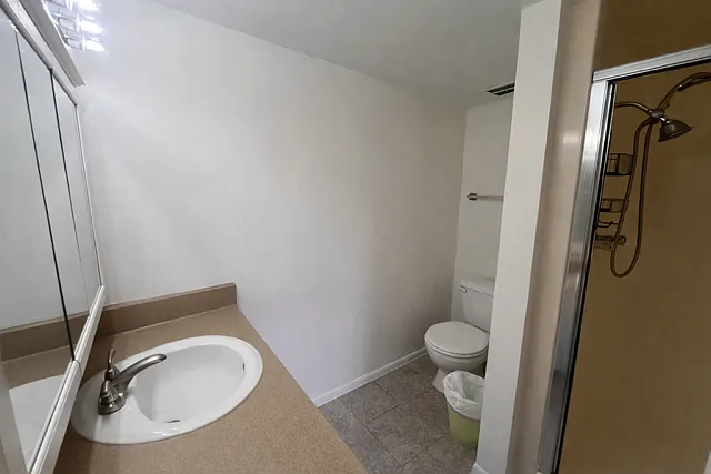 7425 Bay Island Dr S #203 — Photo 15
