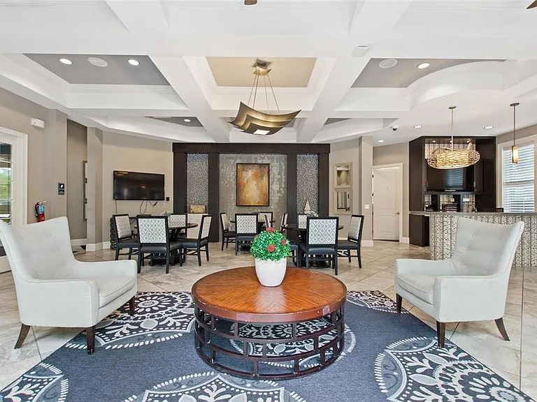 5444 Misty Oak Cir — Photo 49