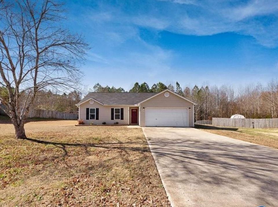 1st image of 130 Meadow Green Dr