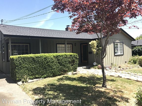2nd image of 2782 Idaho St