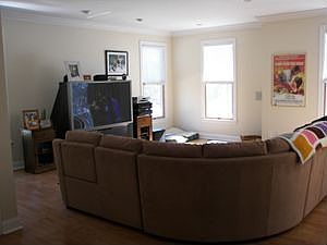 4th image of 154 Maggie Dr
