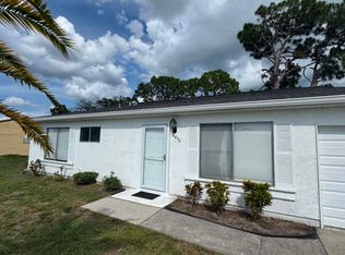 2436 Shenandoah St, North Port, FL 34287