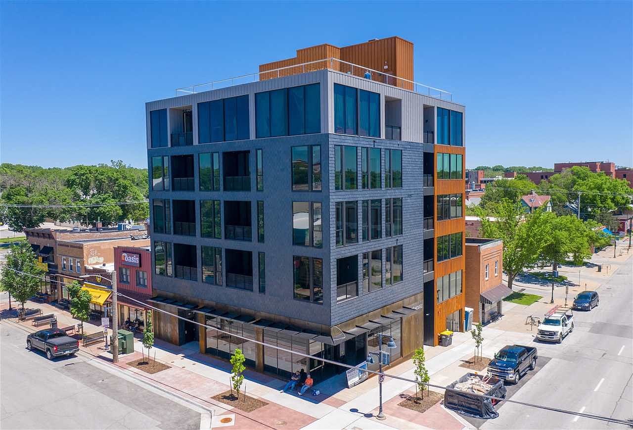 202 N Linn St 305, Iowa City, IA 52245 Zillow