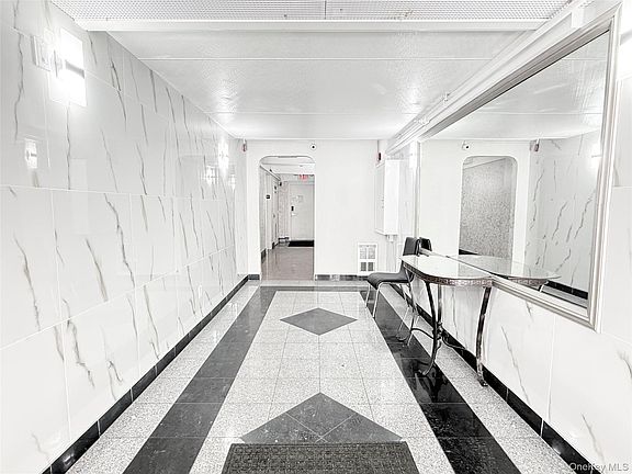 2nd image of 2964 Brighton 6th Street #6B